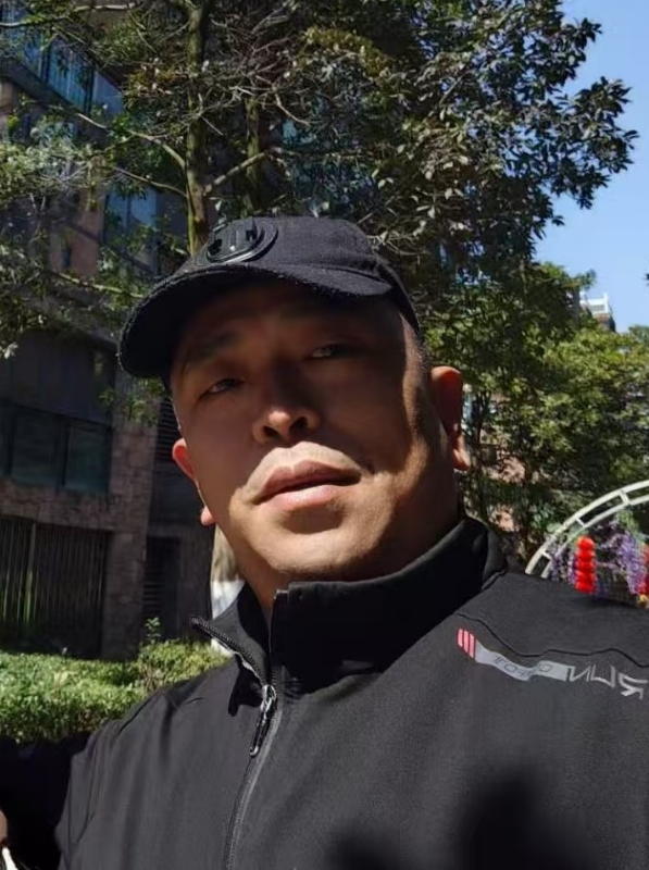 蓝色海洋的第一张照片--贵阳闪婚服务中心